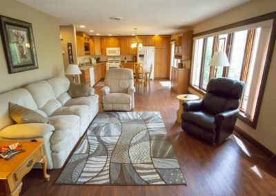 108 Dixie Ct. Evansdale, Iowa | Huff Land Company
