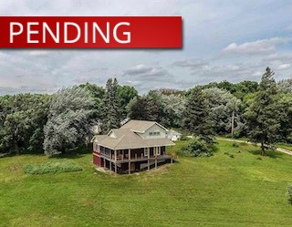 $325,000 | 22287 Douglas Ave. Dumont