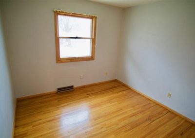 1005 Iowa St. LaPorte City, Iowa | Huff Land Company