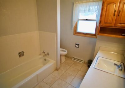 1005 Iowa St. LaPorte City, Iowa | Huff Land Company
