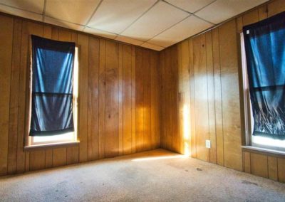 900 W. Parker St. Waterloo, Iowa | Huff Land Company