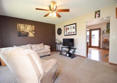 1049 Fleur Dr. Waterloo, Iowa | Huff Land Company