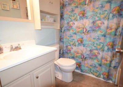 1049 Fleur Dr. Waterloo, Iowa | Huff Land Company