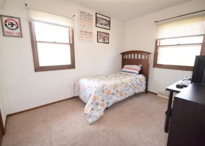 1049 Fleur Dr. Waterloo, Iowa | Huff Land Company