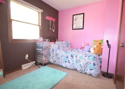 1049 Fleur Dr. Waterloo, Iowa | Huff Land Company