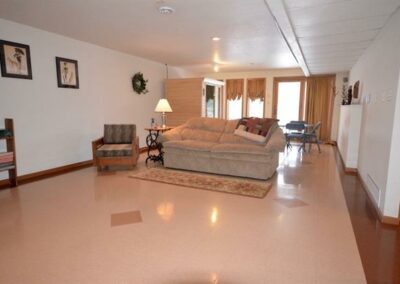 21775 20th St. Oelwein | Fayette County Acreage For Sale