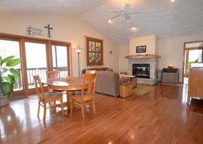 21775 20th St. Oelwein | Fayette County Acreage For Sale