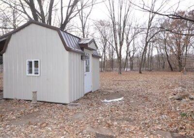 101 Bluff Dr. Janesville | Bremer Co. Acreage For Sale | Huff Land Co.
