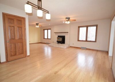 101 Bluff Dr. Janesville | Bremer Co. Acreage For Sale | Huff Land Co.