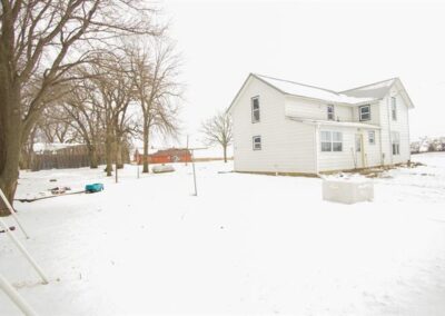 17492 Forest Ave. Dumont