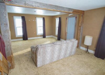 17492 Forest Ave. Dumont