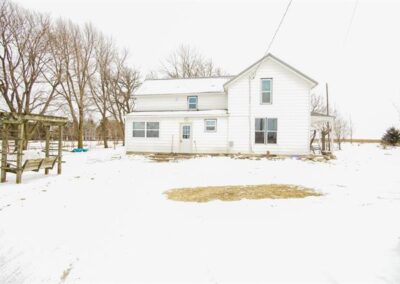 17492 Forest Ave. Dumont