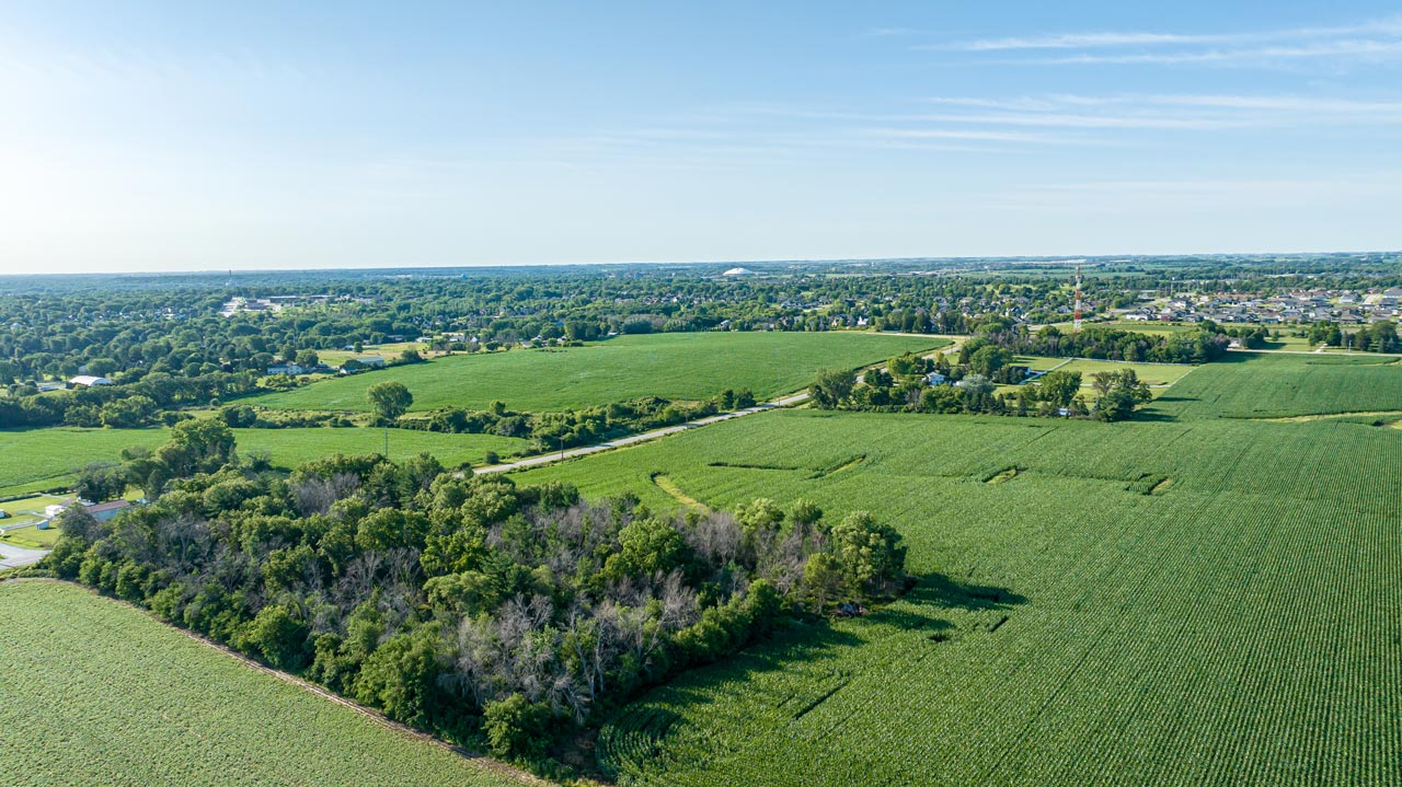 1306 North Union Road, Cedar Falls Iowa Acreage for Sale