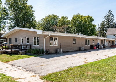 416 Mitchell St, Ackley, Iowa: 5-unit building for sale