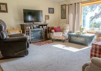 Acreage for Sale: 11705 J Ave. Aplington, Iowa