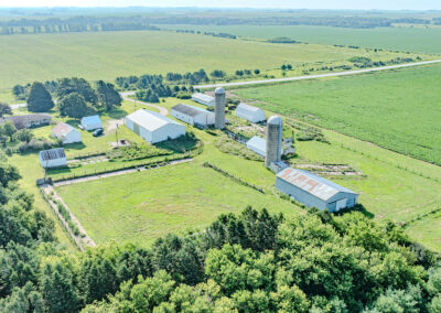 Acreage for Sale: 11705 J Ave. Aplington, Iowa